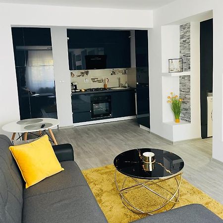 Casa Holiday Apartment & Parking !! Timişoara Exteriör bild